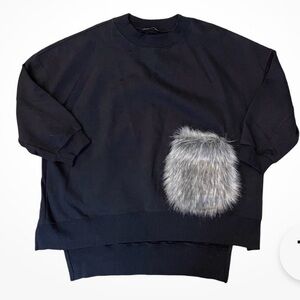 Zara Pullover Sweater Sweatshirt Faux Fur pocket